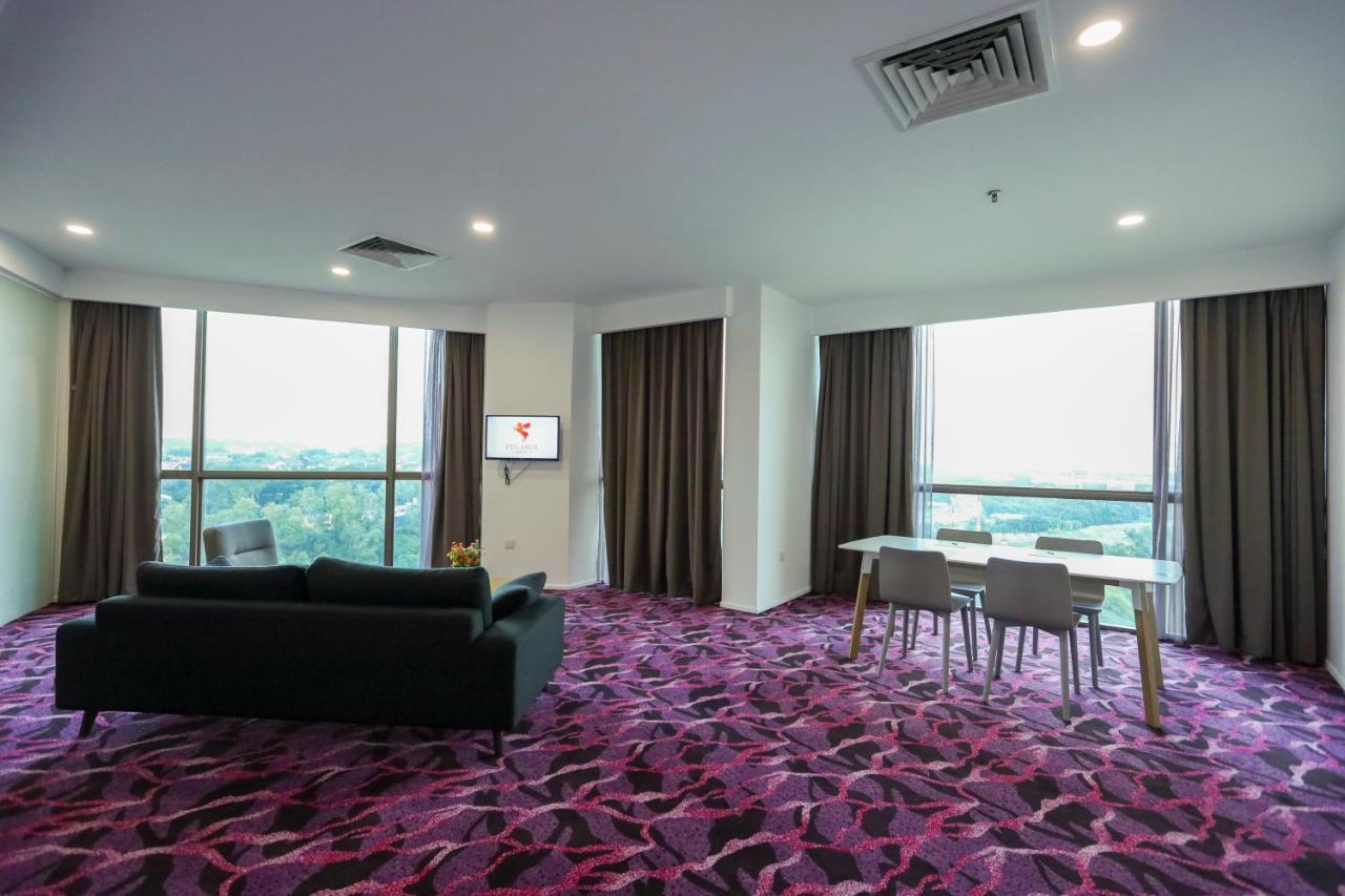 Pegasus Hotel Shah Alam Dış mekan fotoğraf